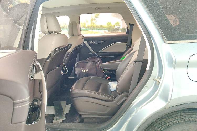 Used Geely Auto Jiajie New Energy 2019 1.5TD PHEV Premium Model Left Rear Seat