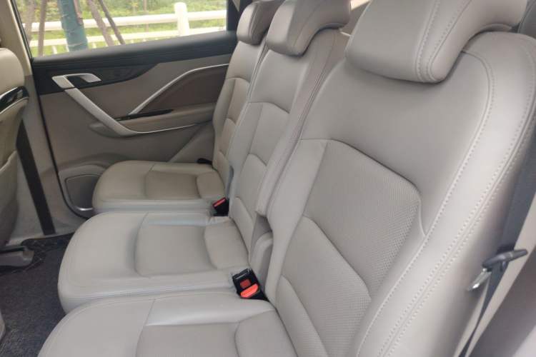 Used Geely Auto Jiajie New Energy 2019 1.5TD PHEV Yaoxiang Edition Left Rear Seat