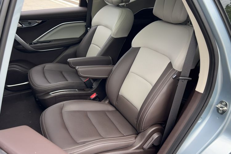 Used Geely Auto Jiajie New Energy 2019 1.5TD PHEV Premium Model Left Rear Seat