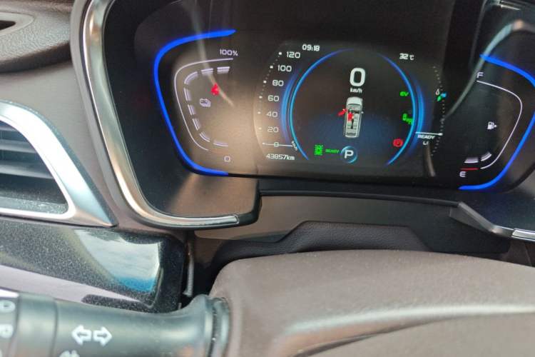 Used Geely Auto Jiajie New Energy 2019 1.5TD PHEV Deluxe Edition Odometer Close Up
