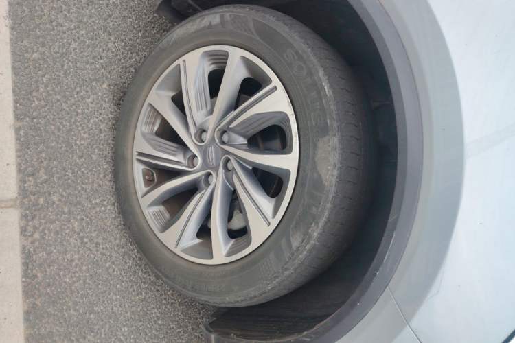 Used Geely Auto Jiajie New Energy 2019 1.5TD PHEV Yaoxiang Edition Right Front Wheel Hub