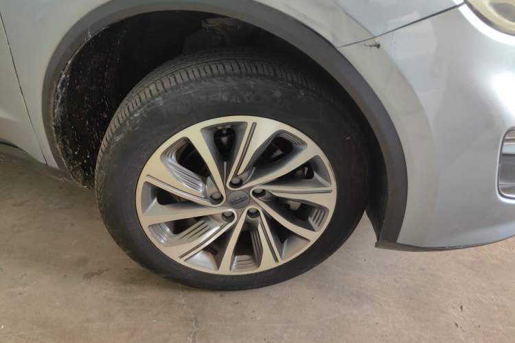 Used Geely Auto Jiajie New Energy 2019 1.5TD PHEV Yaoxiang Edition Right Front Wheel Hub
