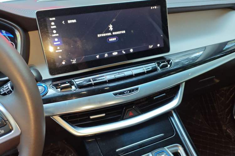 Used Geely Auto Jiajie New Energy 2019 1.5TD PHEV Premium Model Audio And AC Panel