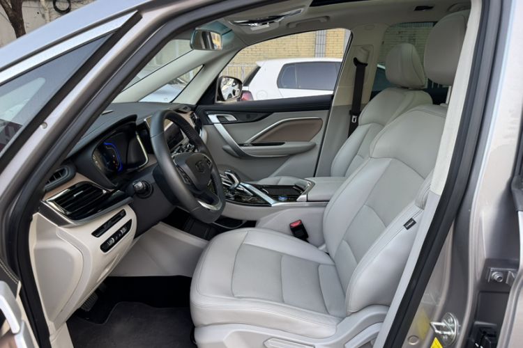 Used Geely Auto Jiajie New Energy 2019 1.5TD PHEV Yaoxiang Edition Interior 4