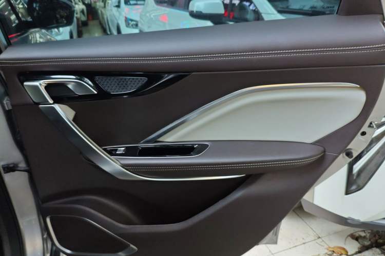 Used Geely Auto Jiajie New Energy 2019 1.5TD PHEV Premium Model Interior 6