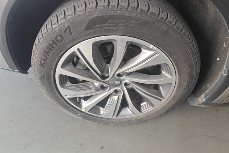 Used Geely Auto Jiajie New Energy 2019 1.5TD PHEV Deluxe Edition Left Front Wheel Hub