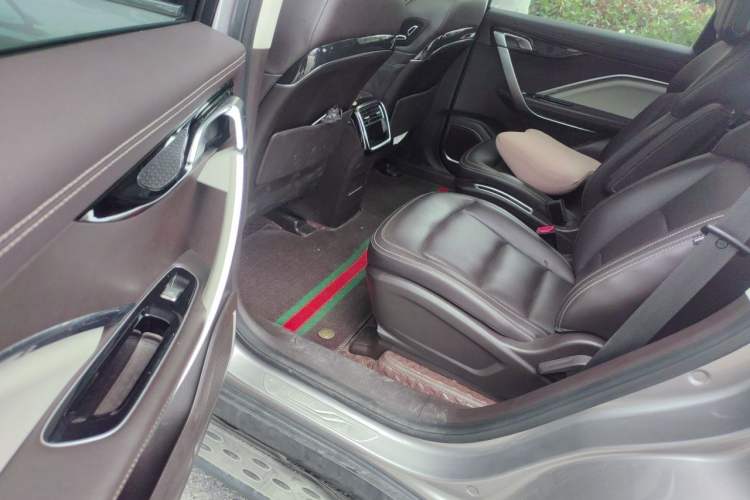 Used Geely Auto Jiajie New Energy 2019 1.5TD PHEV Deluxe Edition Left Rear Seat
