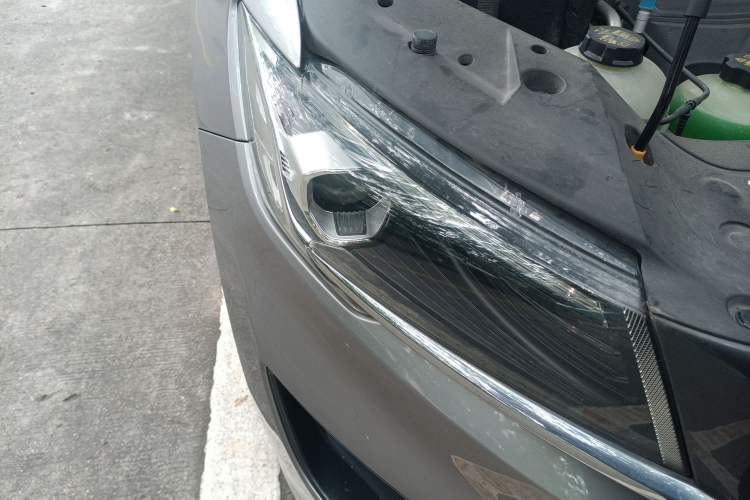 Used Geely Auto Jiajie New Energy 2019 1.5TD PHEV Yaoxiang Edition Right Front Headlight