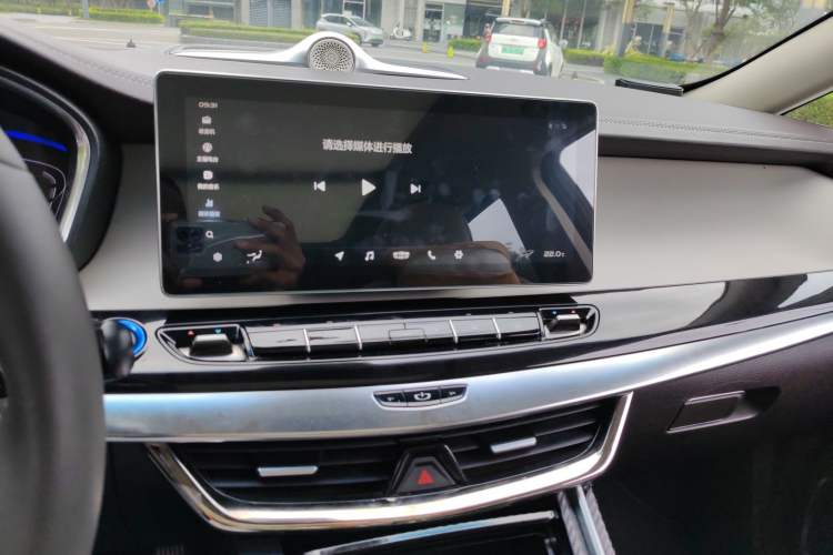 Used Geely Auto Jiajie New Energy 2019 1.5TD PHEV Premium Model Audio And AC Panel