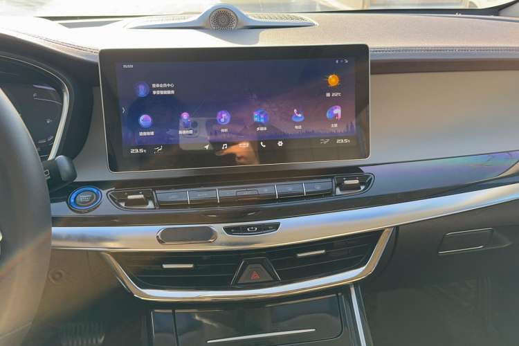 Used Geely Auto Jiajie New Energy 2019 1.5TD PHEV Premium Model Audio And AC Panel