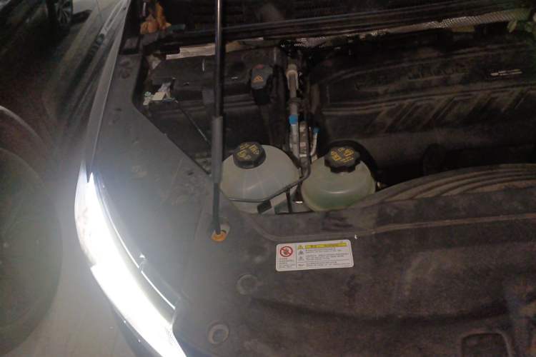 Used Geely Auto Jiajie New Energy 2019 1.5TD PHEV Deluxe Edition Engine Bay Right