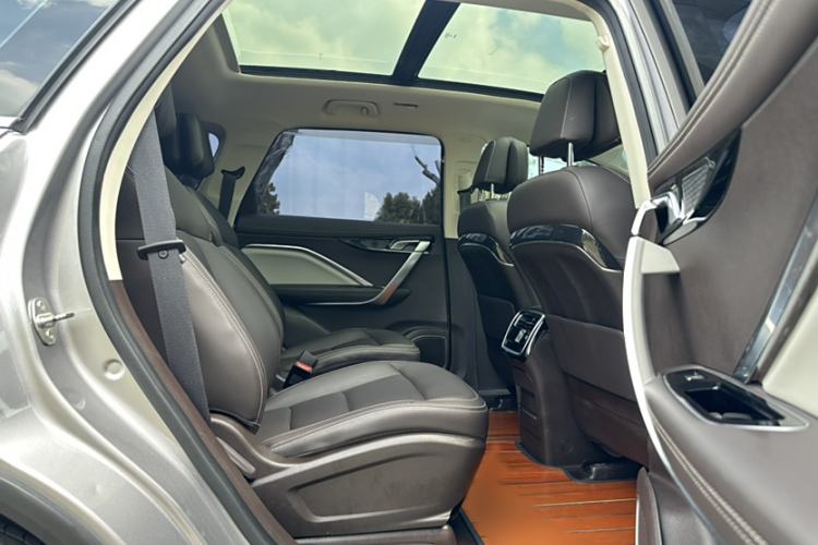 Used Geely Auto Jiajie New Energy 2019 1.5TD PHEV Deluxe Edition Interior 9