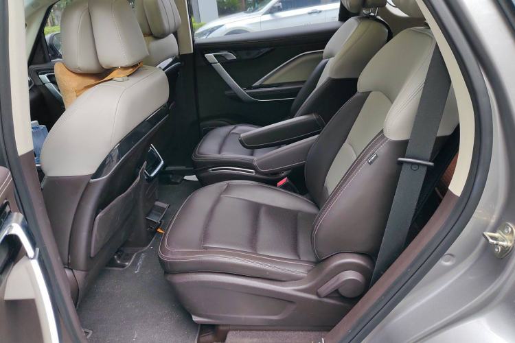 Used Geely Auto Jiajie New Energy 2019 1.5TD PHEV Premium Model Left Rear Seat