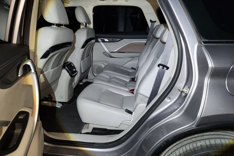 Used Geely Auto Jiajie New Energy 2019 1.5TD PHEV Yaoxiang Edition Left Rear Seat