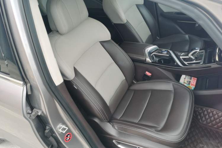 Used Geely Auto Jiajie New Energy 2019 1.5TD PHEV Premium Model Right Front Seat