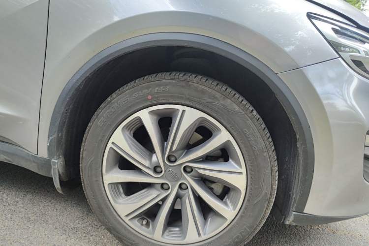 Used Geely Auto Jiajie New Energy 2019 1.5TD PHEV Deluxe Edition Right Front Wheel Hub