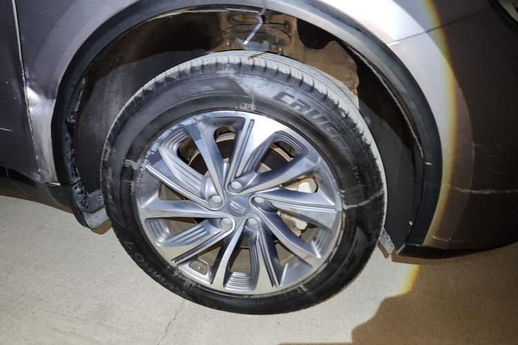 Used Geely Auto Jiajie New Energy 2019 1.5TD PHEV Yaoxiang Edition Right Front Wheel Hub