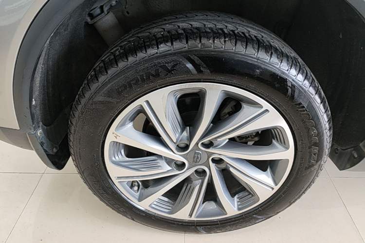 Used Geely Auto Jiajie New Energy 2019 1.5TD PHEV Deluxe Edition Right Rear Wheel Hub