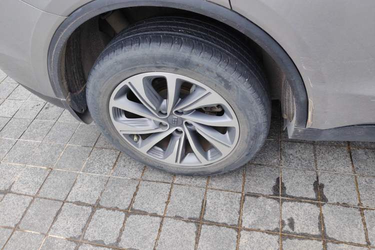 Used Geely Auto Jiajie New Energy 2019 1.5TD PHEV Premium Model Right Rear Wheel Hub