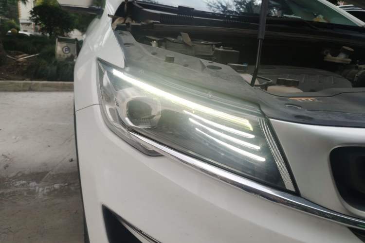 Used Geely Auto Jiajie New Energy 2019 1.5TD PHEV Yaoxiang Edition Right Front Headlight