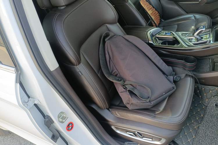 Used Geely Auto Jiajie New Energy 2019 1.5TD PHEV Deluxe Edition Right Front Seat