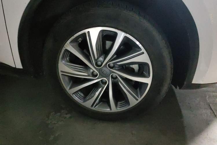 Used Geely Auto Jiajie New Energy 2019 1.5TD PHEV Premium Model Right Front Wheel Hub