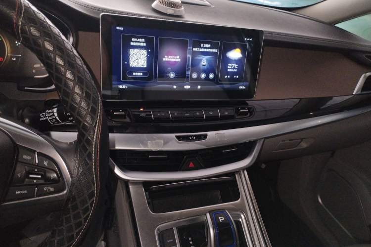 Used Geely Auto Jiajie New Energy 2021 ePro 1.5TD PHEV Luxurious Edition Audio And AC Panel
