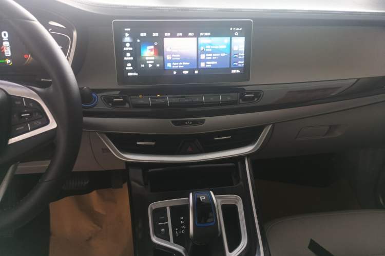 Used Geely Auto Jiajie New Energy 2021 ePro 1.5TD PHEV Comfort Edition Audio And AC Panel