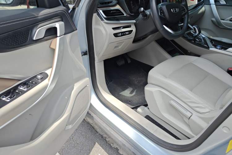 Used Geely Auto Jiajie New Energy 2021 ePro 1.5TD PHEV Luxurious Edition Driver Seat