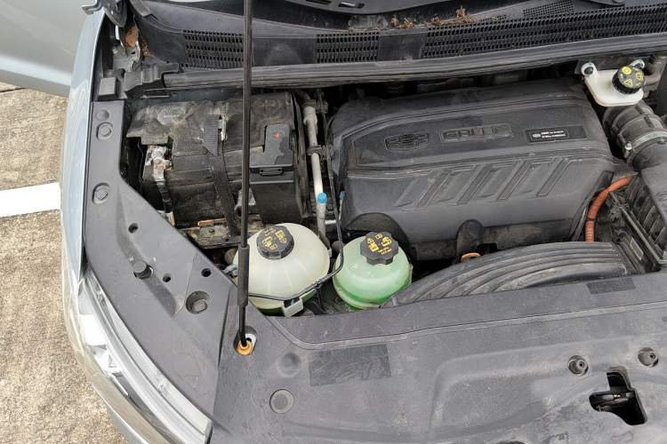 Used Geely Auto Jiajie New Energy 2021 ePro 1.5TD PHEV Deluxe Model Engine Bay Right