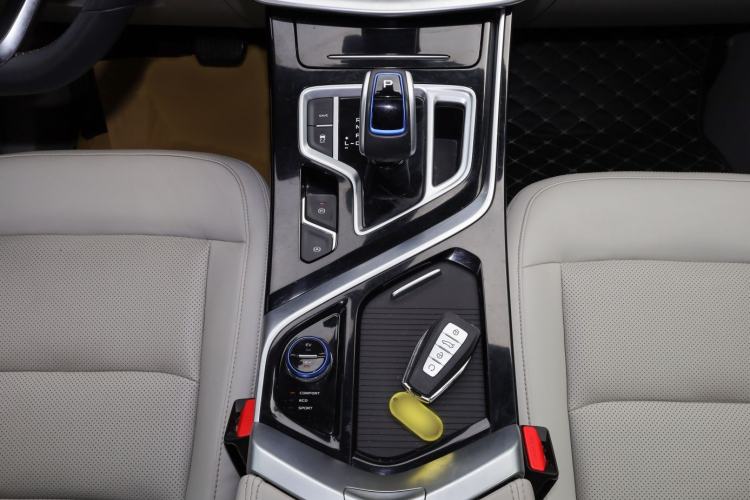 Used Geely Auto Jiajie New Energy 2021 ePro 1.5TD PHEV Comfort Edition Interior 5