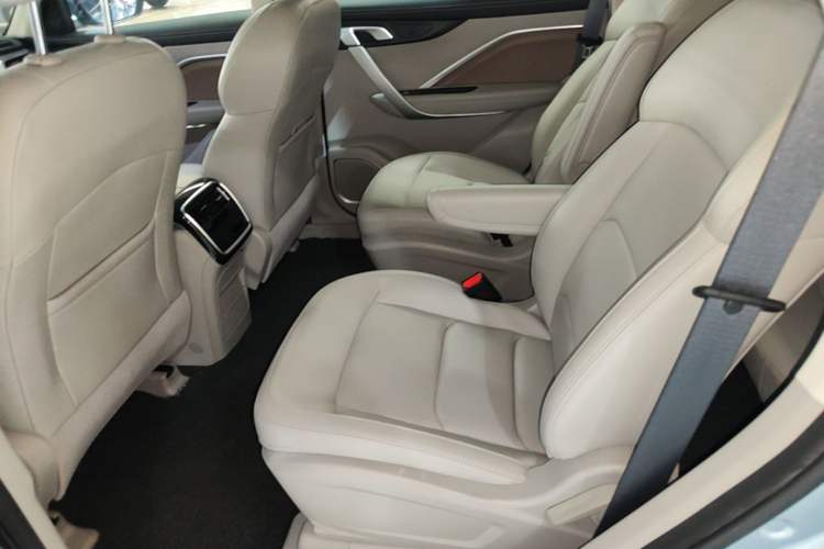 Used Geely Auto Jiajie New Energy 2021 ePro 1.5TD PHEV Comfort Edition Left Rear Seat