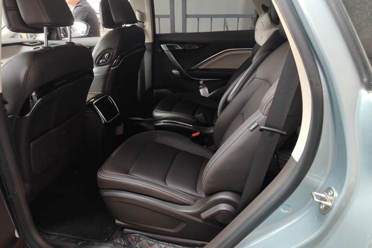 Used Geely Auto Jiajie New Energy 2021 ePro 1.5TD PHEV Deluxe Model Left Rear Seat