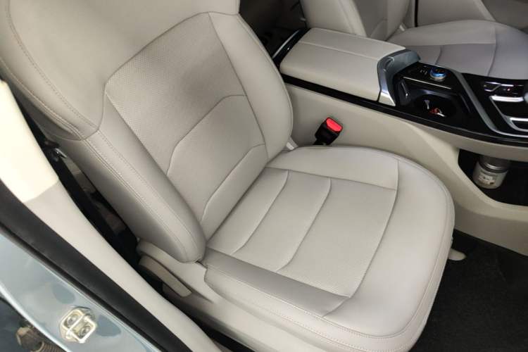 Used Geely Auto Jiajie New Energy 2021 ePro 1.5TD PHEV Comfort Edition Right Front Seat