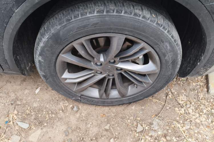 Used Geely Auto Jiajie New Energy 2021 ePro 1.5TD PHEV Luxurious Edition Right Front Wheel Hub