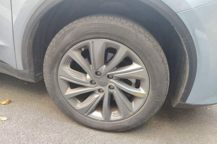 Used Geely Auto Jiajie New Energy 2021 ePro 1.5TD PHEV Luxurious Edition Right Front Wheel Hub