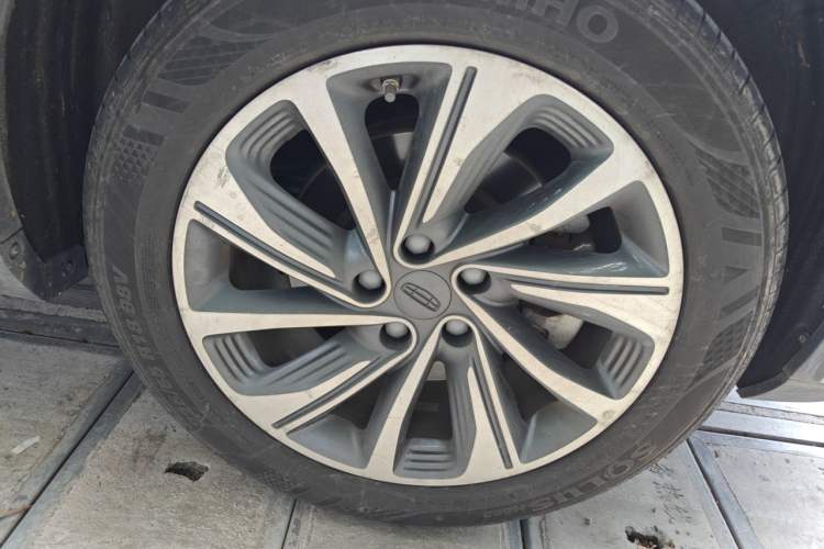 Used Geely Auto Jiajie New Energy 2021 ePro 1.5TD PHEV Luxurious Edition Right Front Wheel Hub