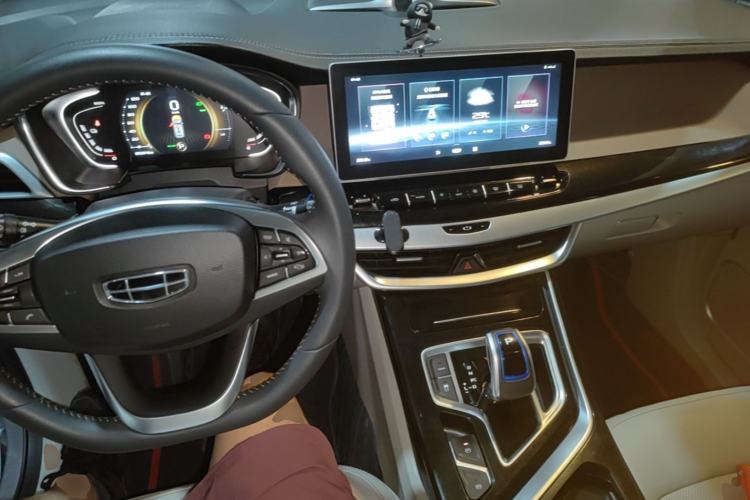 Used Geely Auto Jiajie New Energy 2021 ePro 1.5TD PHEV Luxurious Edition Center Console