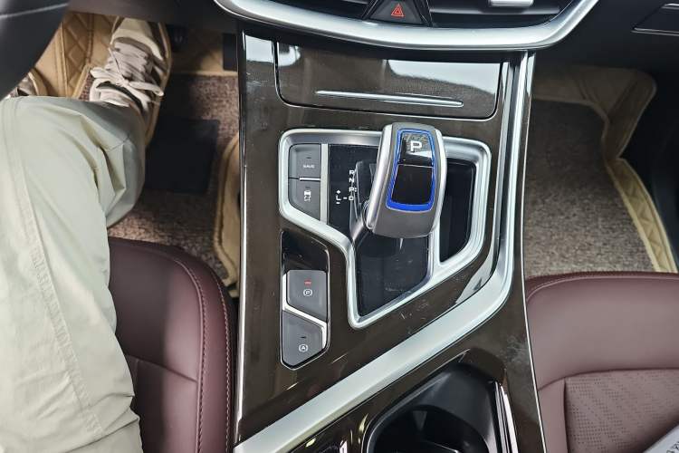 Used Geely Auto Jiajie New Energy 2021 ePro 1.5TD PHEV Deluxe Model Gear Lever