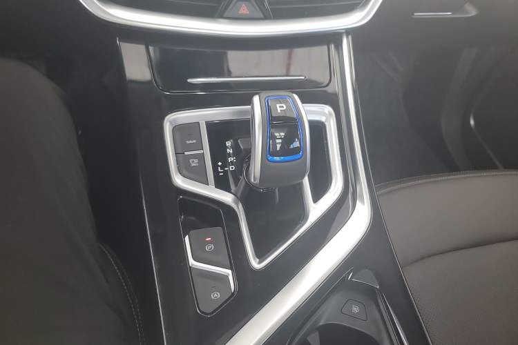 Used Geely Auto Jiajie New Energy 2021 ePro 1.5TD PHEV Deluxe Model Gear Lever