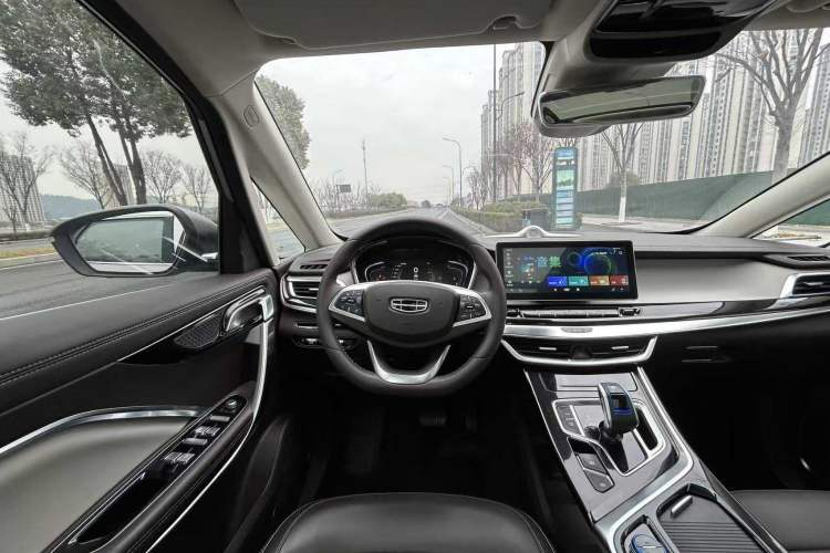 Used Geely Auto Jiajie New Energy 2021 ePro 1.5TD PHEV Deluxe Model Interior 5