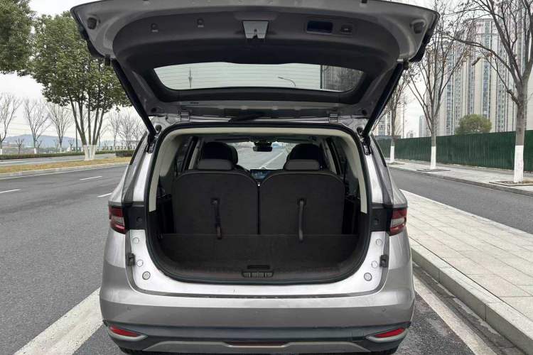 Used Geely Auto Jiajie New Energy 2021 ePro 1.5TD PHEV Deluxe Model Interior 6