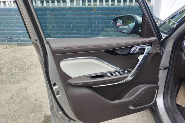 Used Geely Auto Jiajie New Energy 2021 ePro 1.5TD PHEV Deluxe Model Interior 6