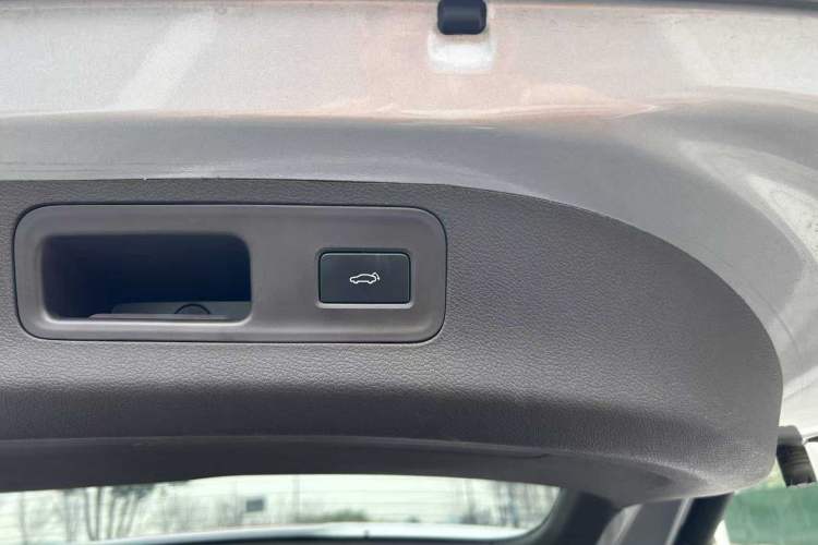 Used Geely Auto Jiajie New Energy 2021 ePro 1.5TD PHEV Deluxe Model Interior 7