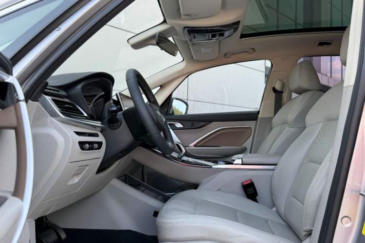 Used Geely Auto Jiajie New Energy 2021 ePro 1.5TD PHEV Luxurious Edition Interior 9