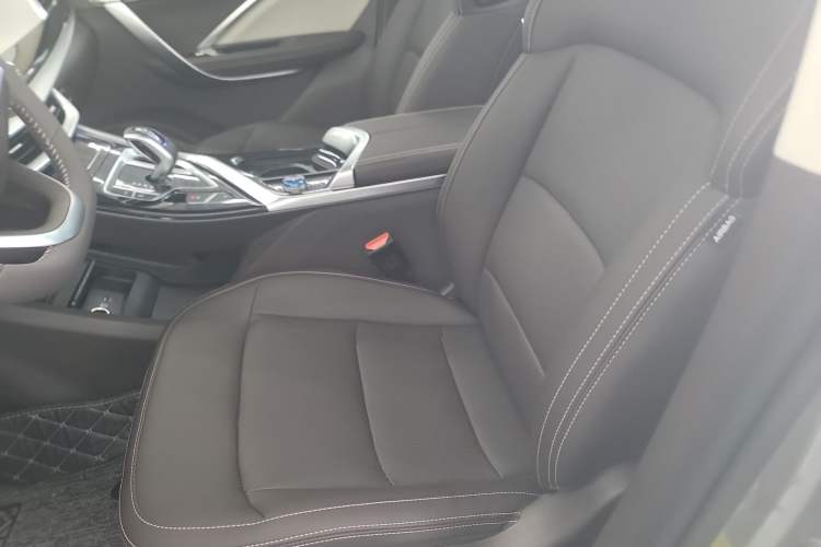 Used Geely Auto Jiajie New Energy 2021 ePro 1.5TD PHEV Deluxe Model Left Front Seat