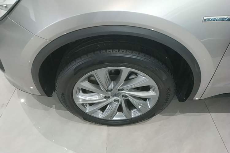 Used Geely Auto Jiajie New Energy 2021 ePro 1.5TD PHEV Deluxe Model Left Front Wheel Hub