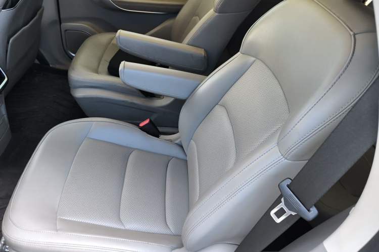Used Geely Auto Jiajie New Energy 2021 ePro 1.5TD PHEV Luxurious Edition Left Rear Seat