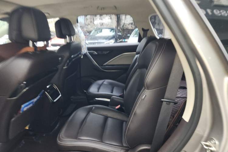 Used Geely Auto Jiajie New Energy 2021 ePro 1.5TD PHEV Deluxe Model Left Rear Seat