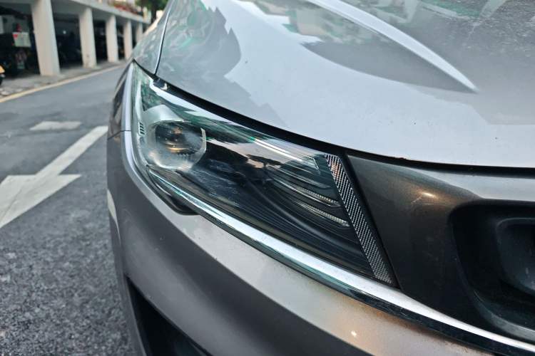 Used Geely Auto Jiajie New Energy 2021 ePro 1.5TD PHEV Deluxe Model Right Front Headlight